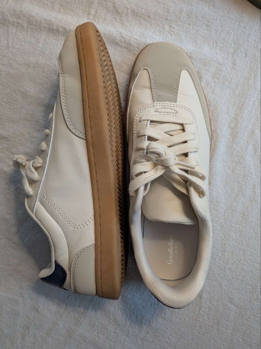 Goodfellow & Co Men’s White Retro Court Sneakers - Size 10